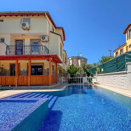 Elma Villa Kusadası